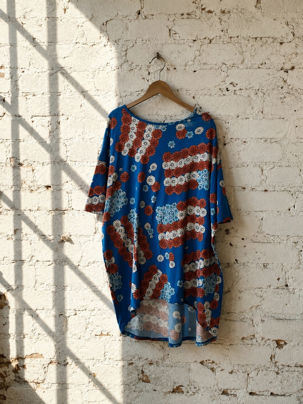 LuLaRoe Irma Tunic Top Medium M Blue Floral High Low